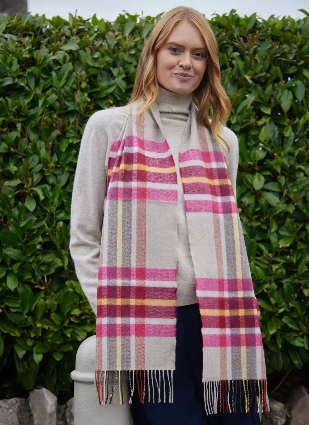 Extra Fine Merino Wool Fringed Check Scarf